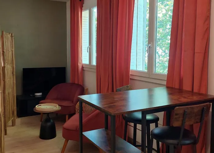 Ile Verte Entre Chu & Vieille *